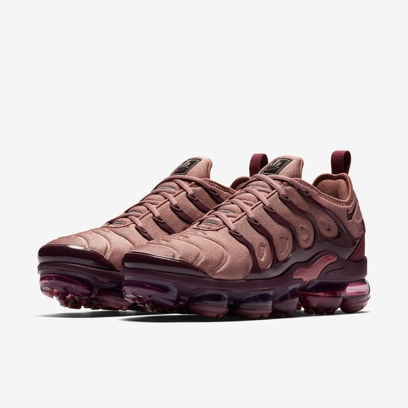 nike mauve air vapormax plus